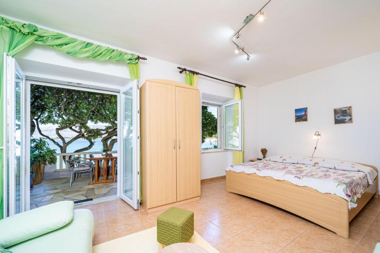 Apartments Nikolina Lumbarda Ngoại thất bức ảnh