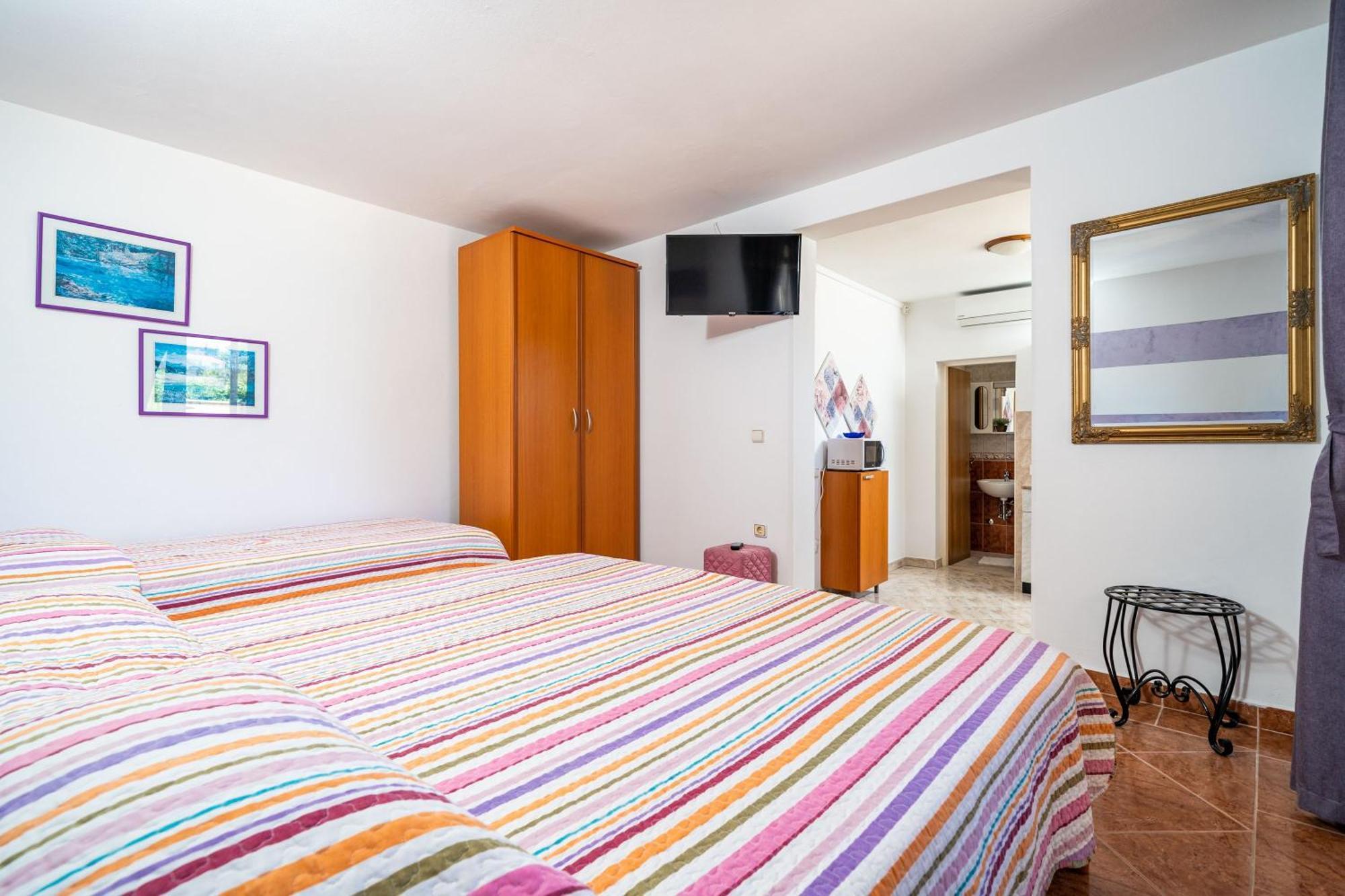 Apartments Nikolina Lumbarda Phòng bức ảnh