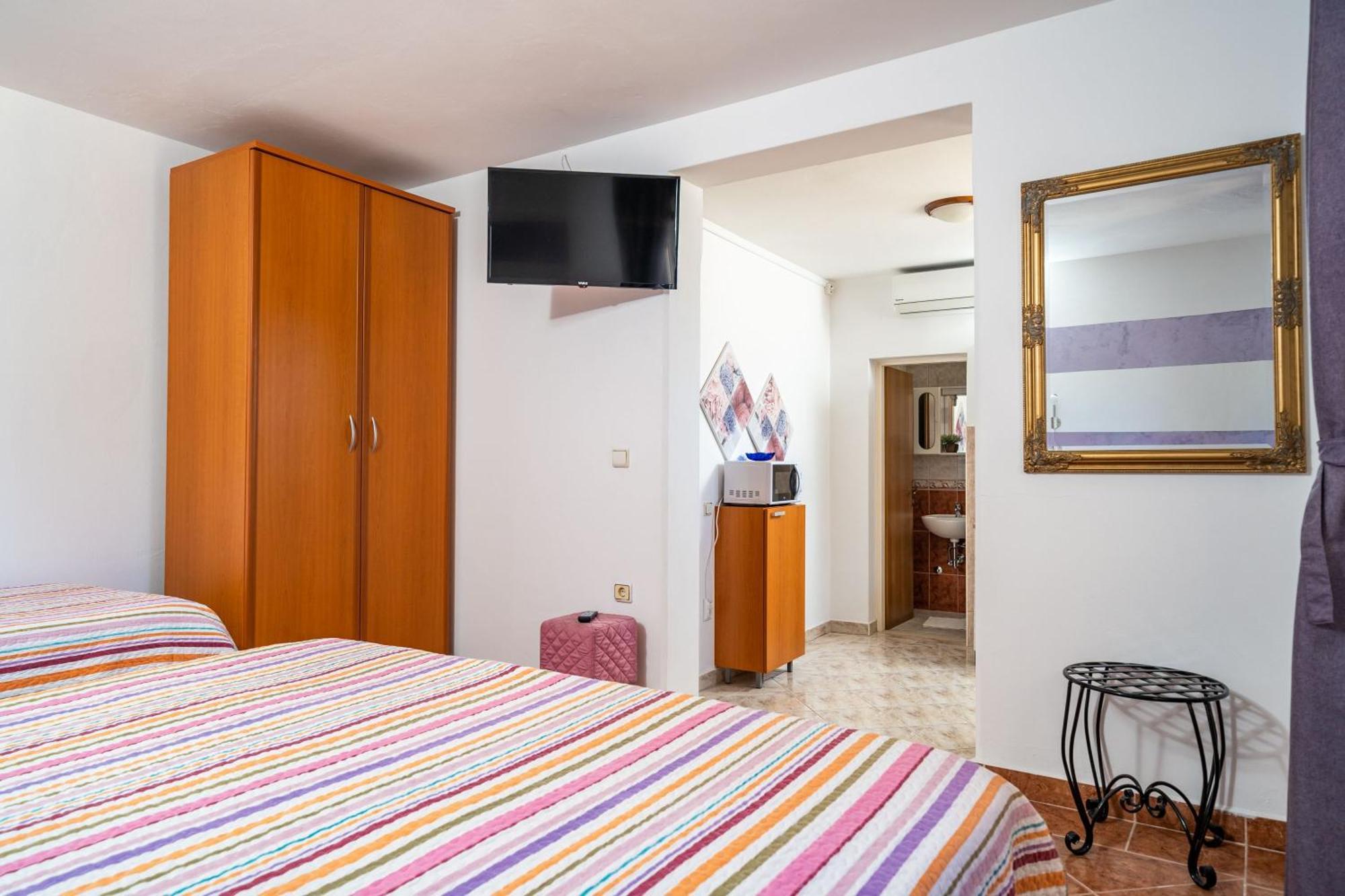 Apartments Nikolina Lumbarda Phòng bức ảnh