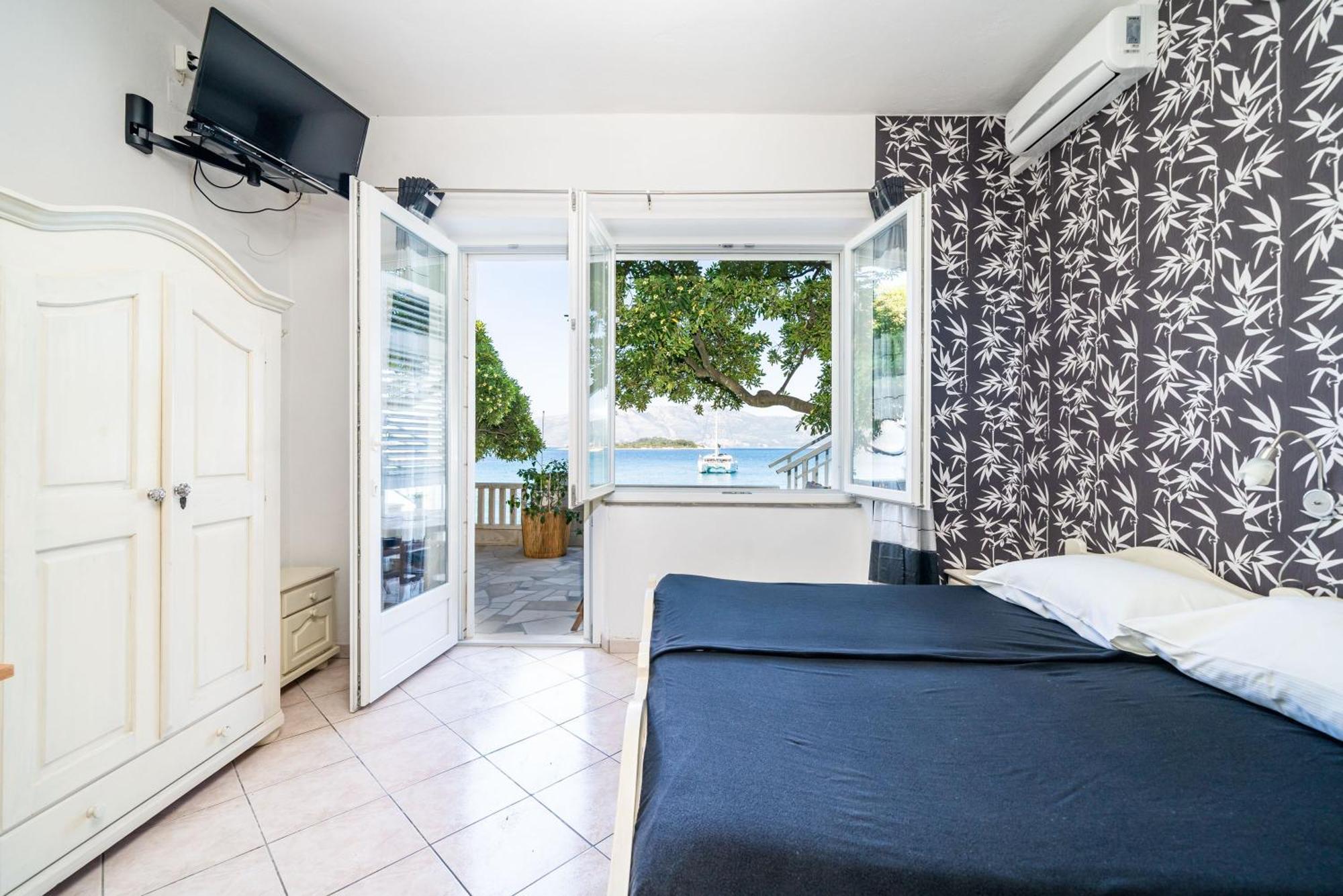 Apartments Nikolina Lumbarda Phòng bức ảnh